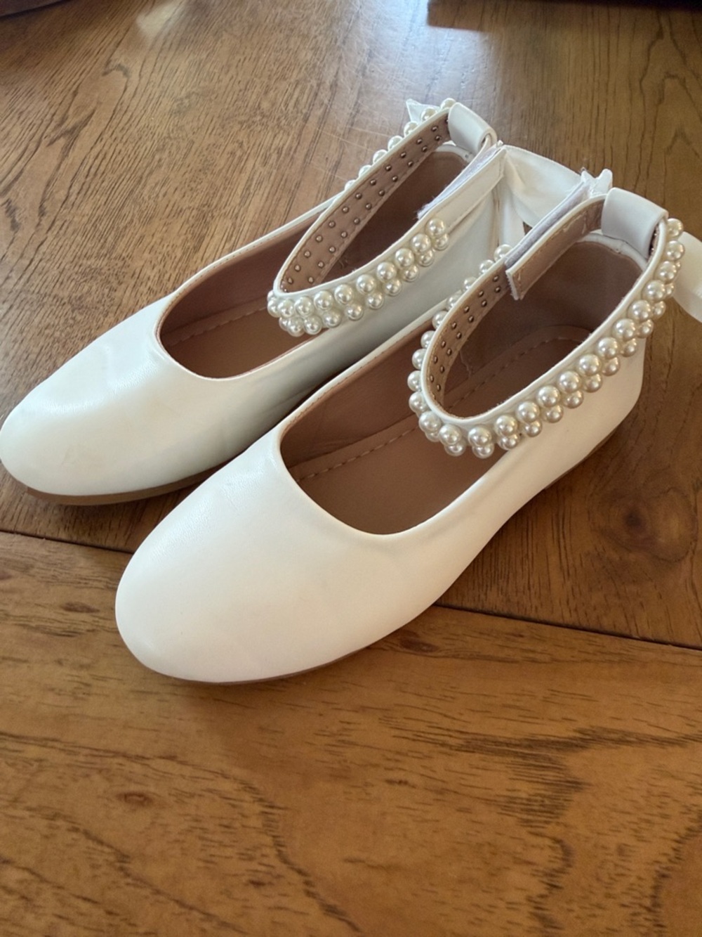 Girls size 13 Pearl-Trim White Ballet Flats